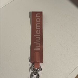 lululemon athletica Never Lost Leychain Rose Gold